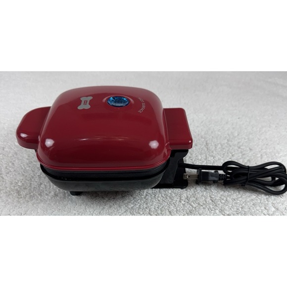 Dash Mini Dog Treat Maker Non-Stick Surface 6 Natural Biscuits Brand New In Box - Picture 6 of 12